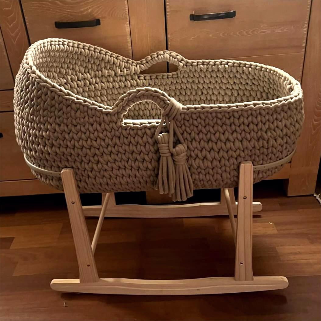 Mozesmandje DIY Pakket | Wiegje Haken | Kleur naar Keuze | Incl Haaknaald, Matras en Molton