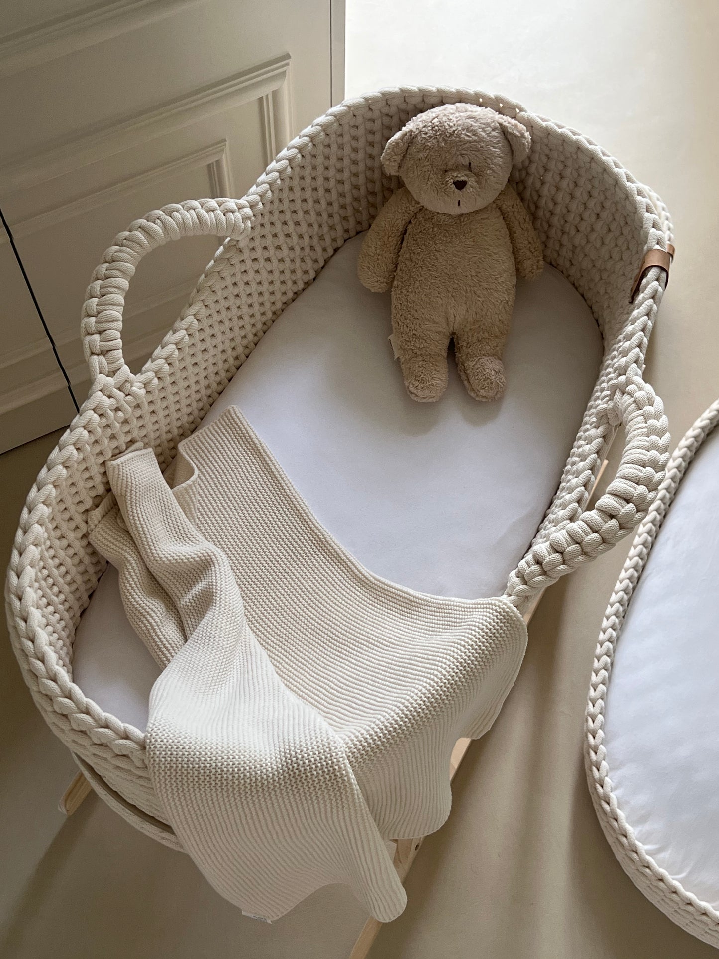 Mozesmandje Wiegje | Handgehaakt | Kleur naar Keuze | Incl Matras en Molton